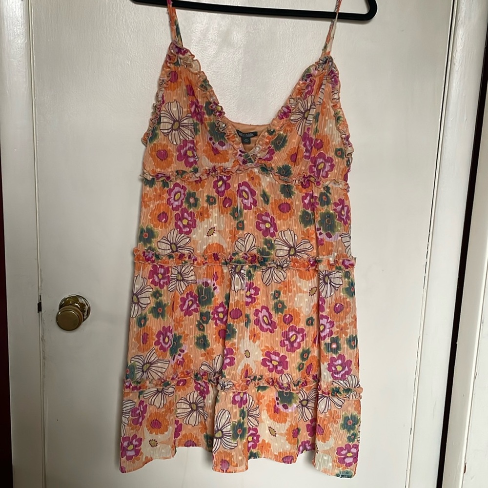 Wild Fable NWT summer spaghetti strap floral lined dress. Pretty